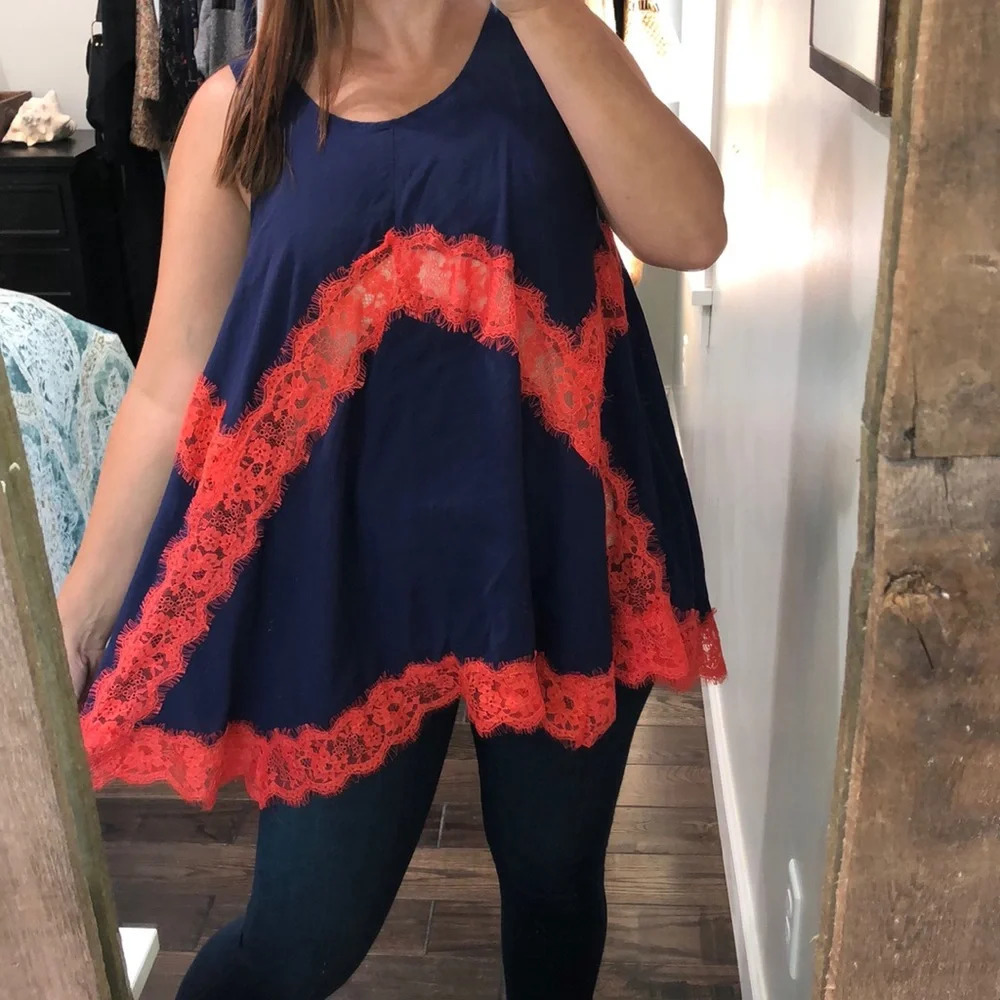 Umgee Medium Oversized Navy Blue Cozy Top